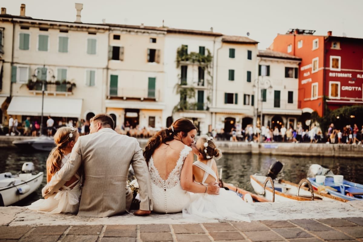 Photographer in Bardolino, photo shoot for weddings